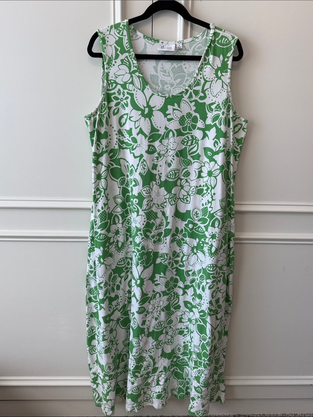 Sleeveless Green & White Floral Midi Dress